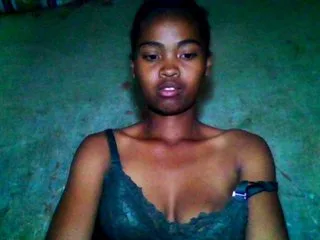 allycha1 photo 11