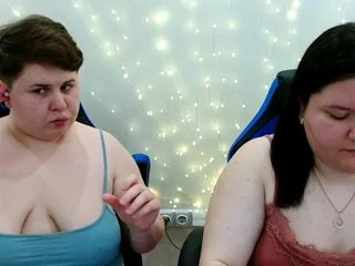 beckyandellen photo 12