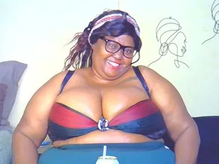 bellygoddess photo 7