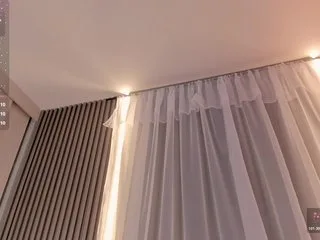 carolinegrace highlight 20