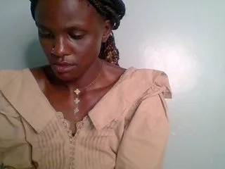 chocolate-fudgecake highlight 1