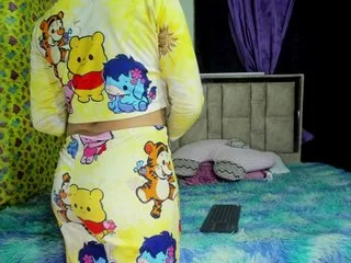 daphnehot01 highlight 6