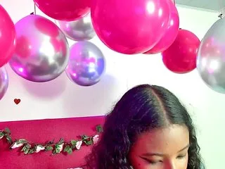 ellie-cute7 highlight 19