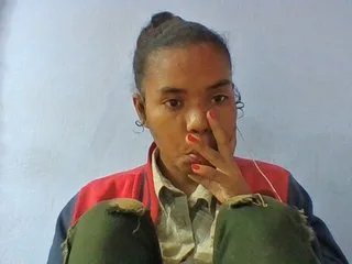 emelie1a photo 12