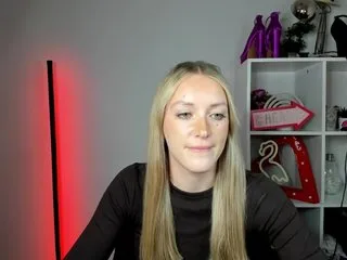 evelynblond highlight 16