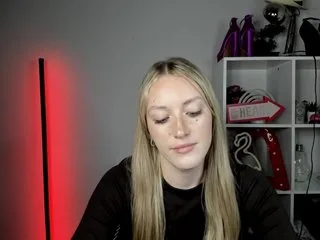 evelynblond highlight 18