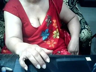 indianbhabhimilf40 highlight 2