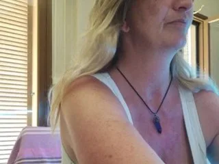 jennadeluxe highlight 15