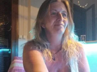 jennadeluxe highlight 17