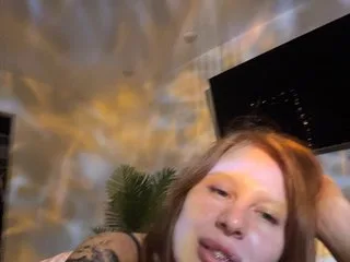 julia-fox highlight 9