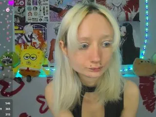 katianabiee photo 10