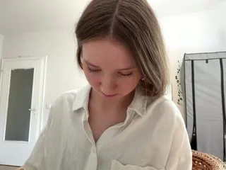 lisasmall highlight 7