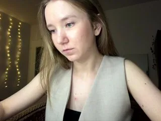 lisasmall highlight 16