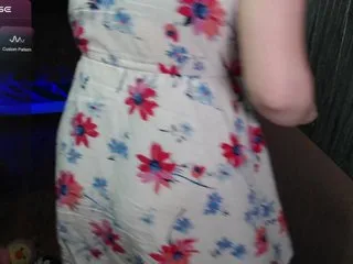 missellaella photo 16