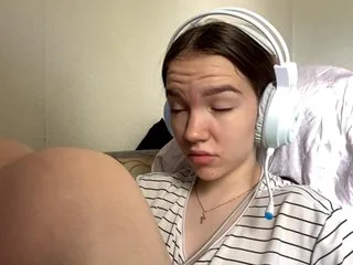 odeliabroomhead photo 15