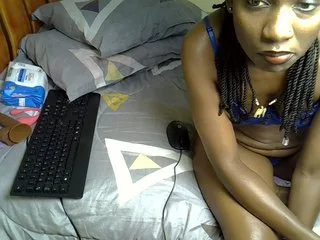 pearl-petite photo 9