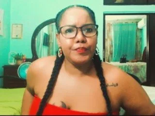 sarahlove16 highlight 9