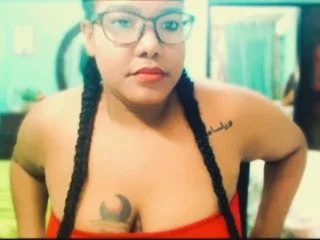 sarahlove16 highlight 15