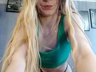 sexyblondmia photo 8