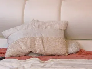 tiny-tease photo 12