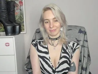 velvetanne photo 18