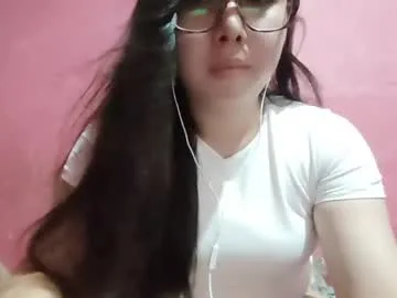 alluring_alicia