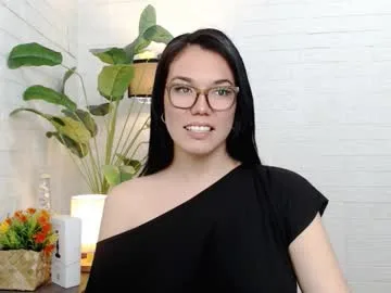 ellahollywood1818