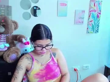 emma_boo_
