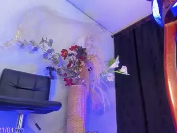 karlaebony_ts