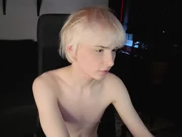 kessy_white