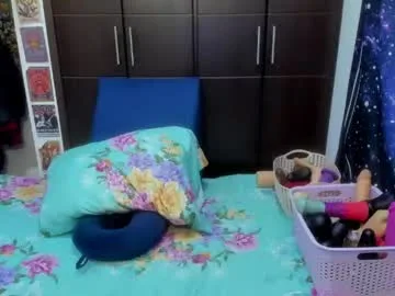 laura_anal_