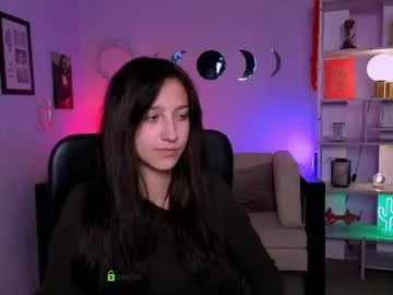 laura_queen_