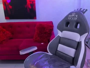 megan_vixeen