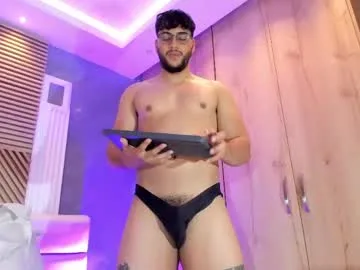 mikefox__