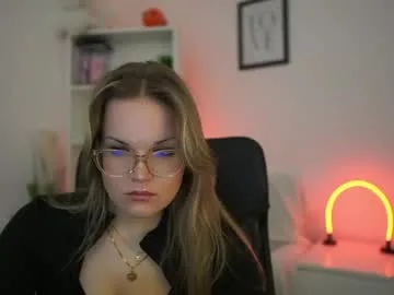 ninaviety