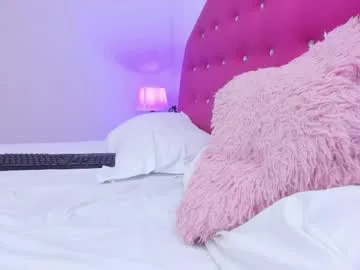 thalia_bae