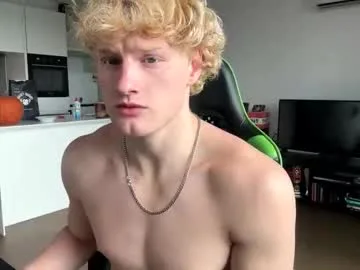 thatbl0ndeboyx