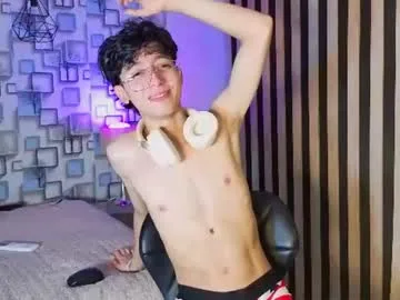 twink_sebas7