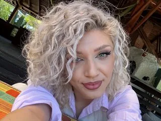EmmaAmstrong highlight 4