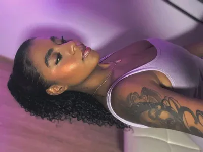 charlotteeruss highlight 4