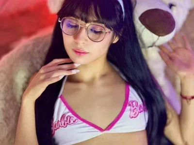 lia_kitty0 highlight 4