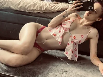 roxyfoxyyy highlight 3